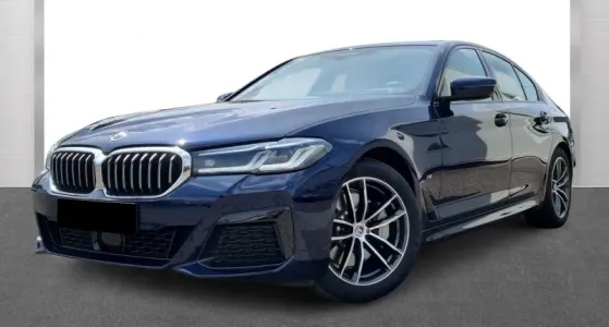 BMW 530 i xDrive =M-Sport= Distronic/Head Up Гаранция