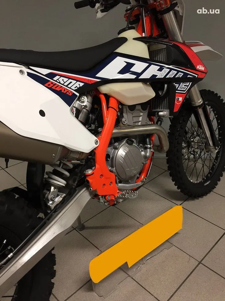 KTM 250 Image 2